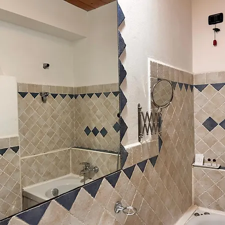 Dei Baroni 3* فاستو